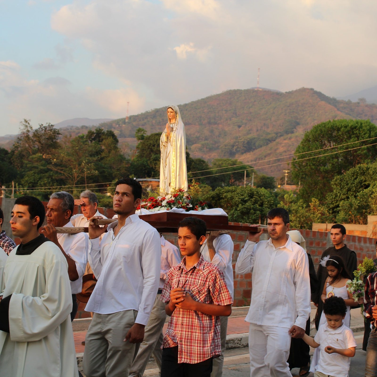 cropped-centro-1.jpg