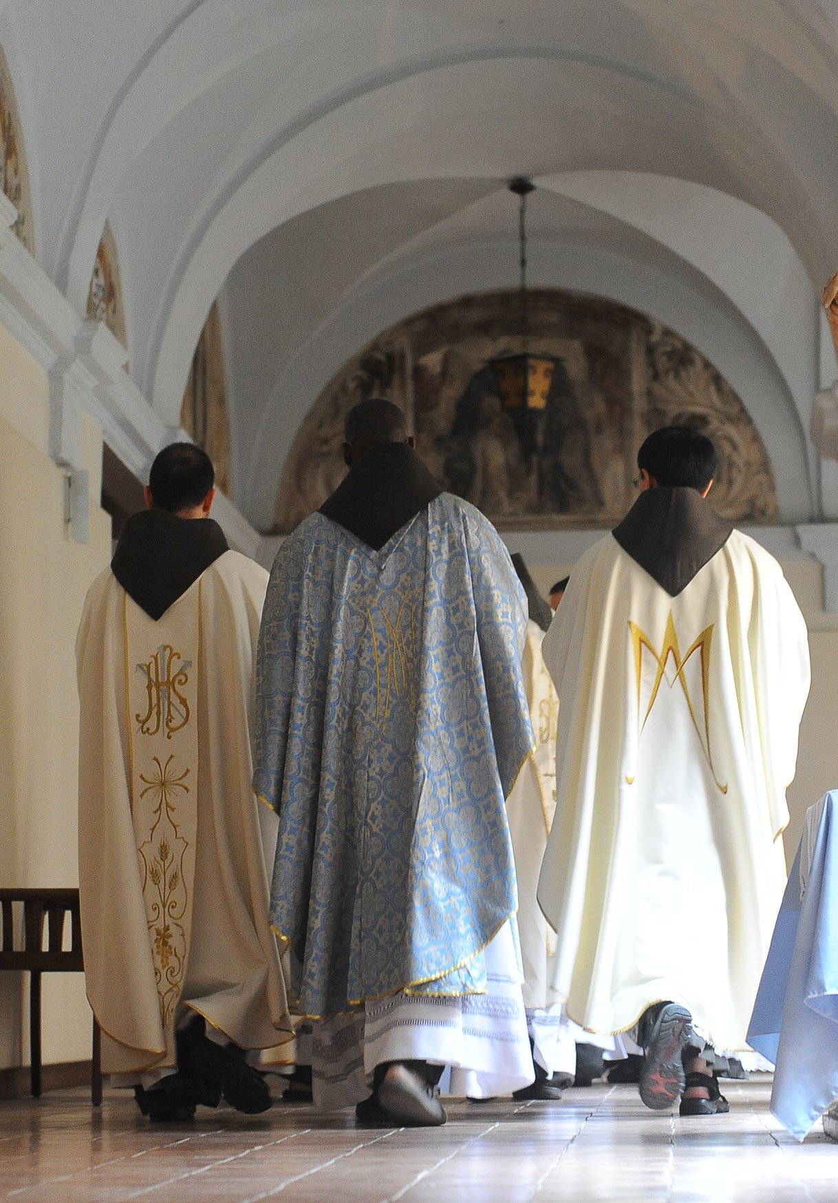 cropped-sacerdotes-4.jpg